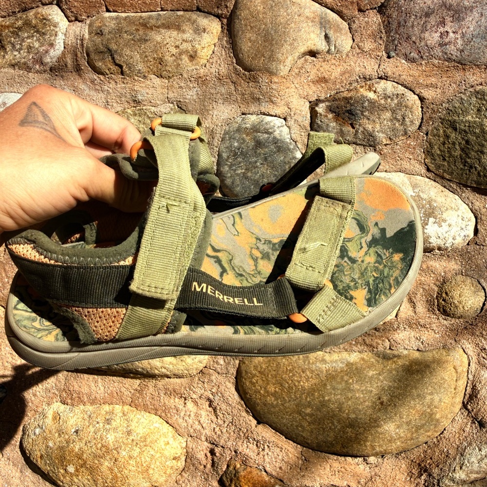 Merrell Kids' Olive and orange Adventure Sandals